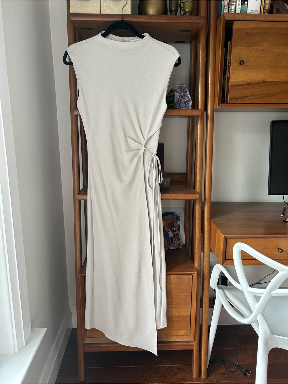 RW&CO. Cream Sleeveless Side-Tie Maxi Dress